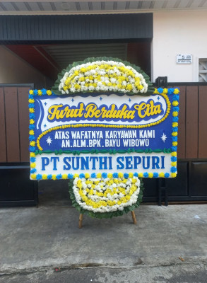 Papan Bunga Duka di Siempat Nempu